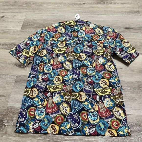 Disney Parks WDW Star Tours Epcot Attraction Patches Button Shirt Size Small NWT - Picture 9 of 9